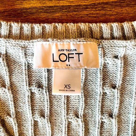 Ann Taylor LOFT sweater - Picture 7 of 7